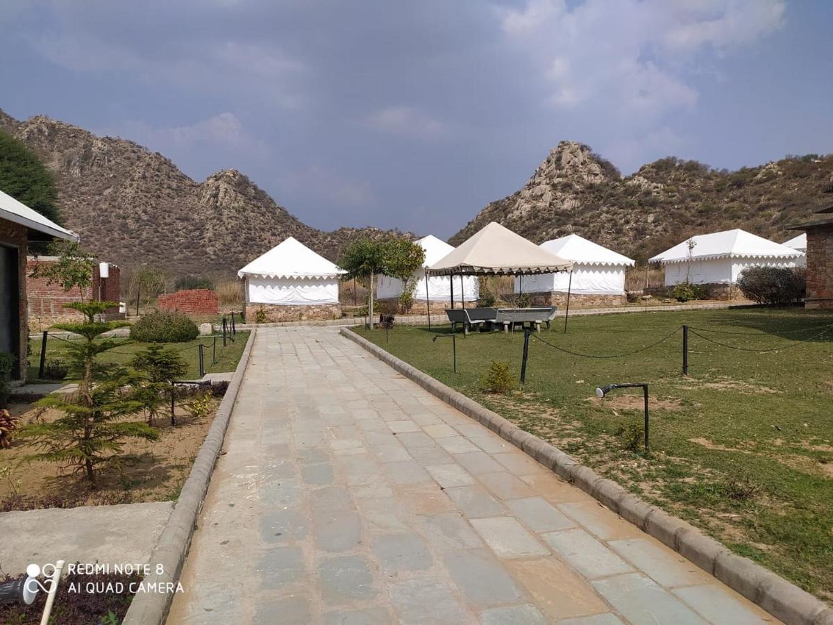 Grass Field Valley Resort Jaipur Ngoại thất bức ảnh
