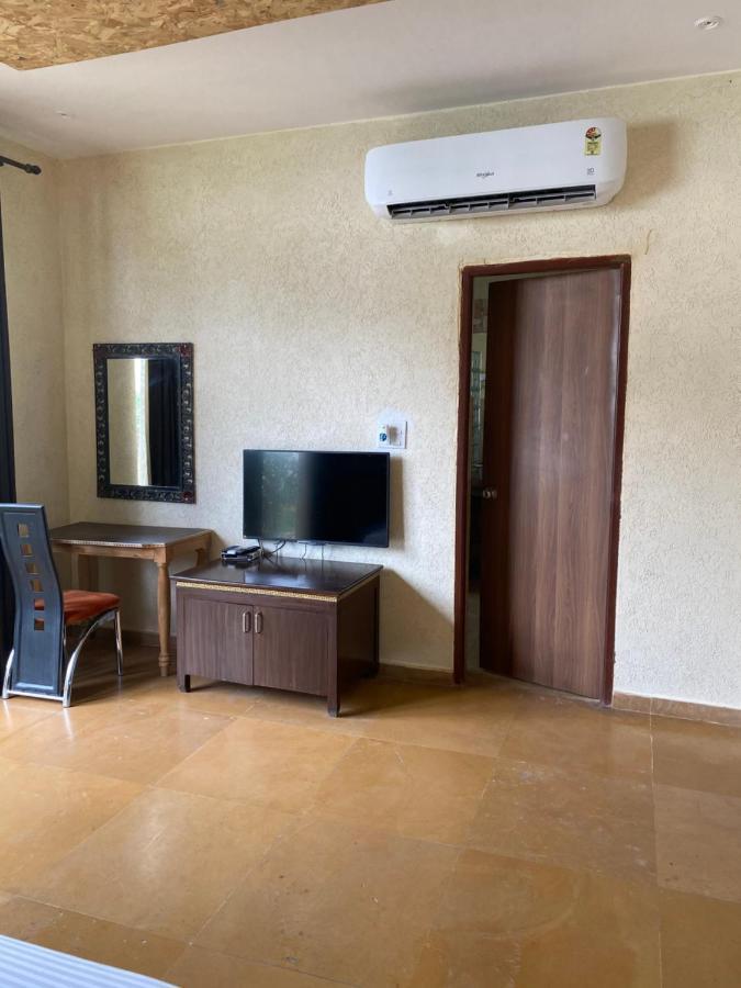 Grass Field Valley Resort Jaipur Ngoại thất bức ảnh
