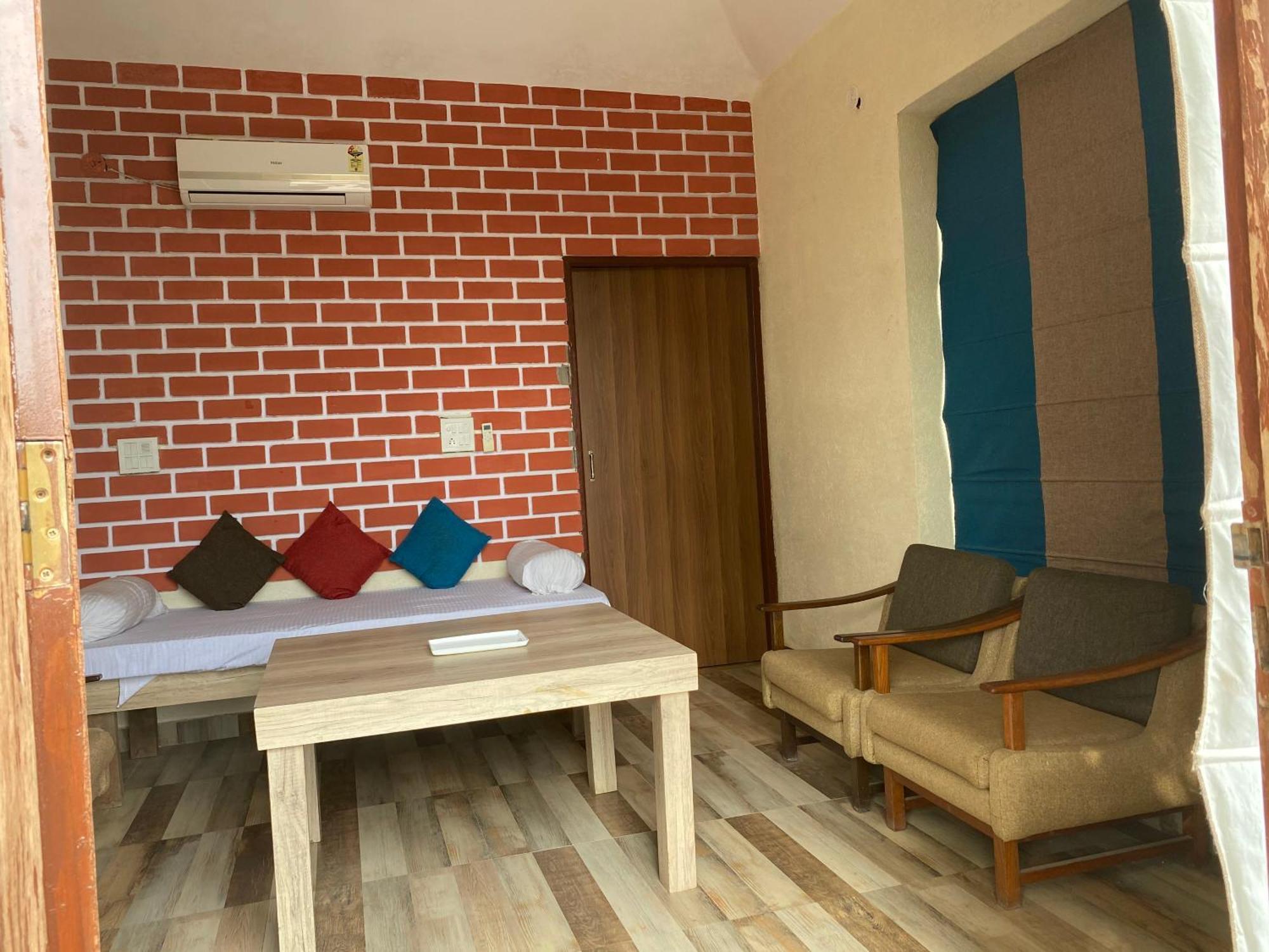 Grass Field Valley Resort Jaipur Ngoại thất bức ảnh