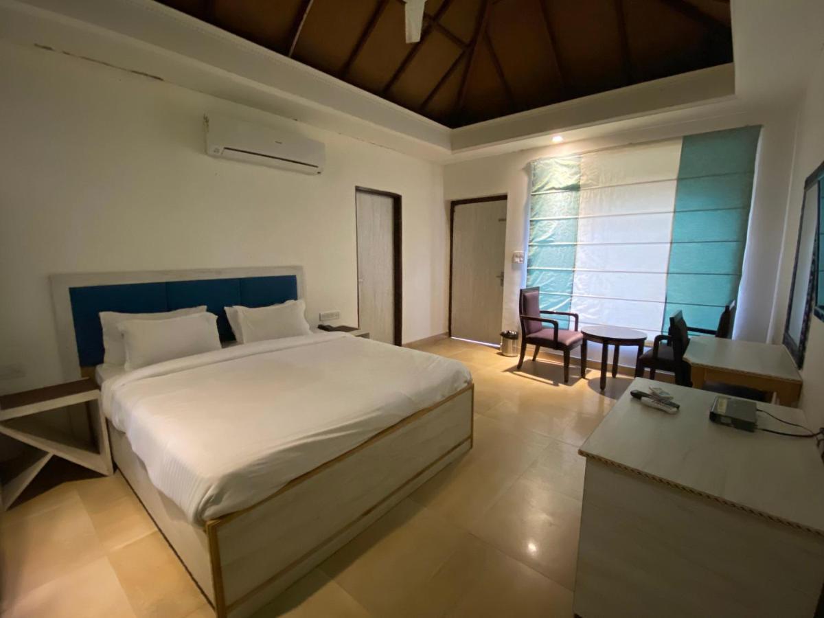Grass Field Valley Resort Jaipur Ngoại thất bức ảnh