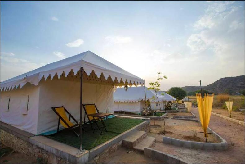 Grass Field Valley Resort Jaipur Ngoại thất bức ảnh